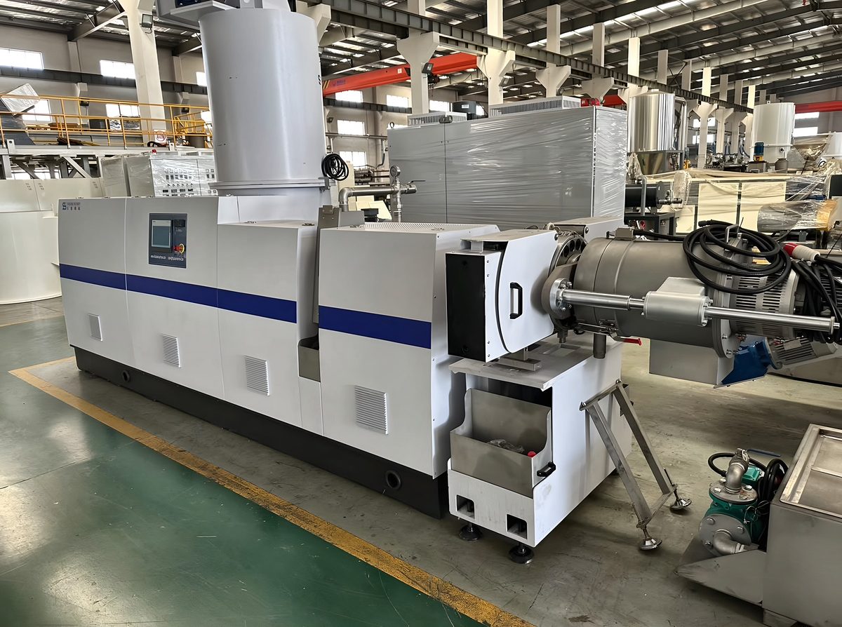 Plastic Production Lines, photo 2 of 8