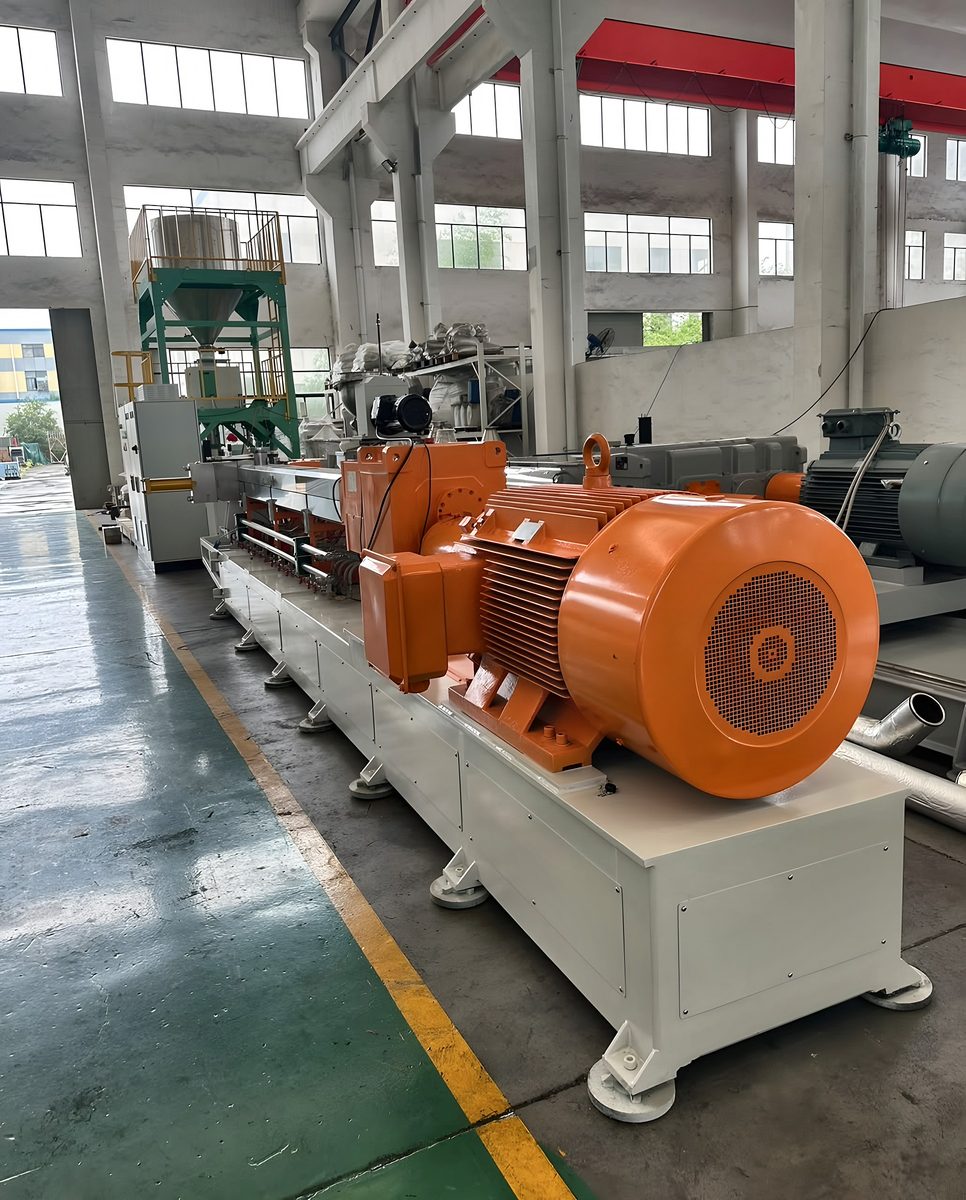 Plastic Production Lines, photo 4 of 8